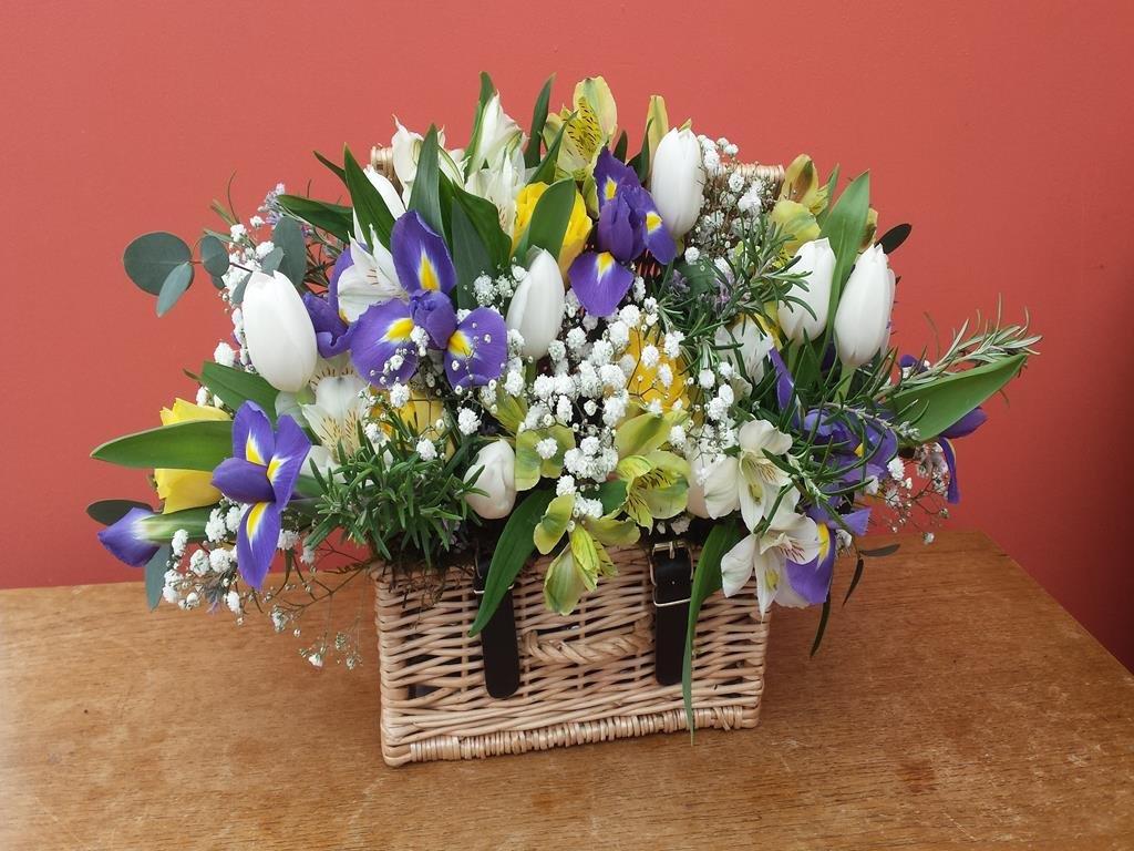 SJ Flowers & Landscaping Flowers for Sympathy & Funerals